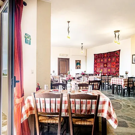 Marina Hotel 3*